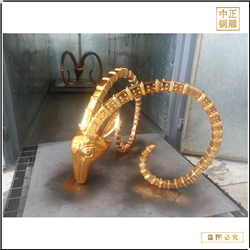 鑄銅關(guān)公 貼金山羊頭雕塑
