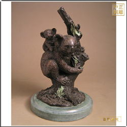 鑄銅關(guān)公 樹袋熊銅雕塑